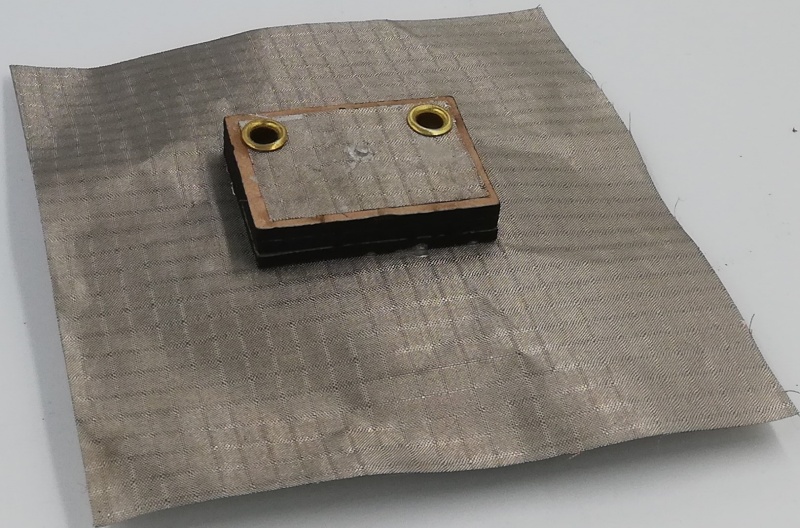 File:PIFA Antenna fabricated using Leather Substrate (Side View).jpg