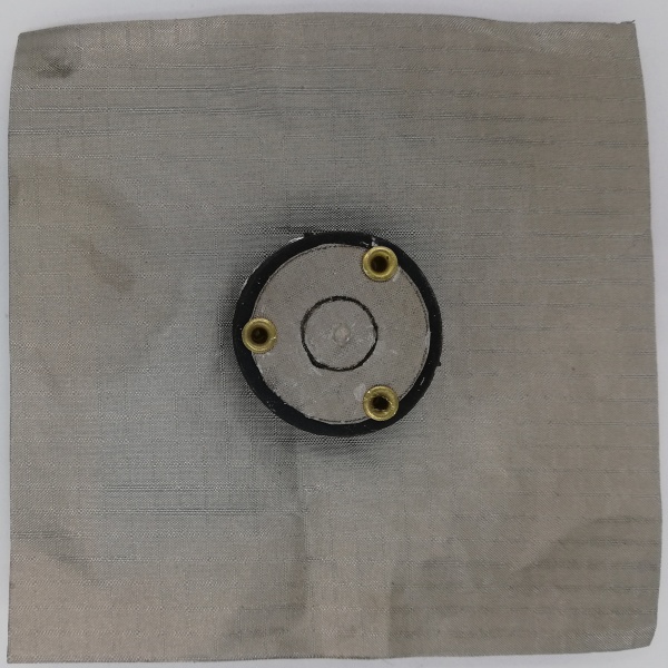 File:Monopole Antenna fabricated using Rubber Substrate.jpg